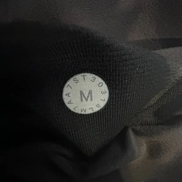 Lululemon Size-M Men's Pace Breaker Liner Shorts 9" Black - Picture 3 of 10